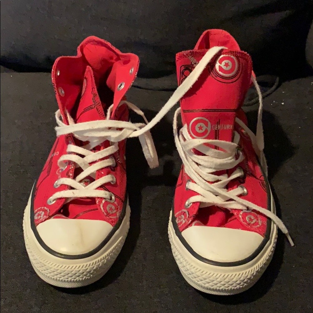 Red converse